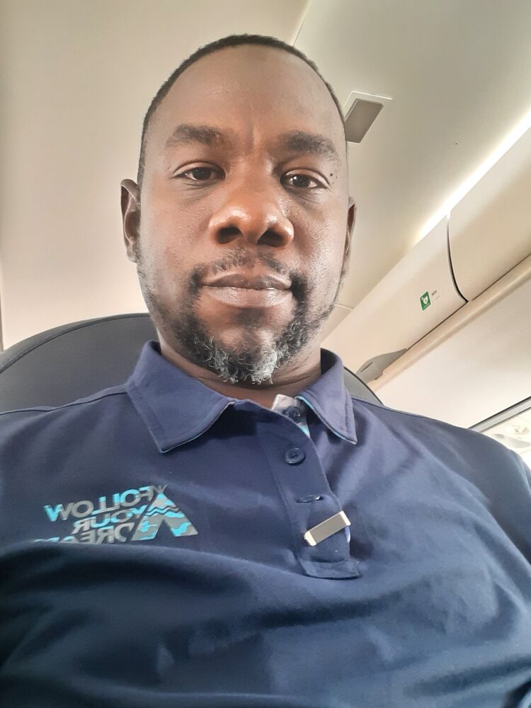  ,   MohamedCross, 36 ,     , c 