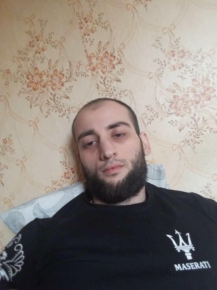  23732584  Salman, 35 ,    
