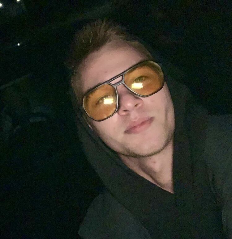  ,   , 24 ,   