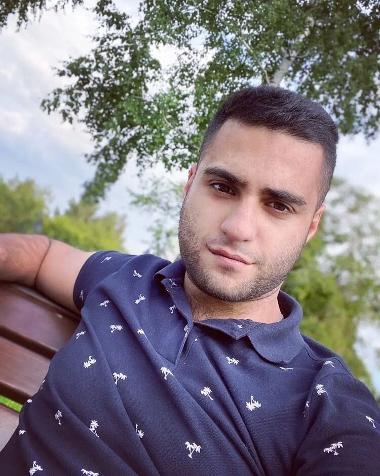  ,   Emin, 29 ,   ,   