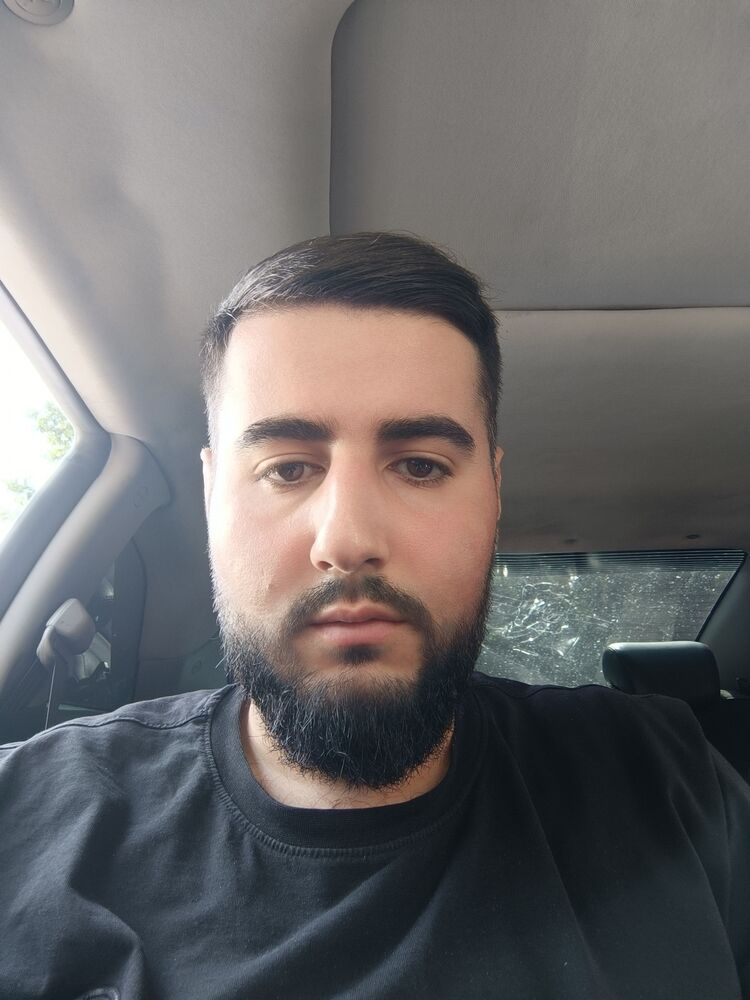  52935874  Vardan, 24 ,    