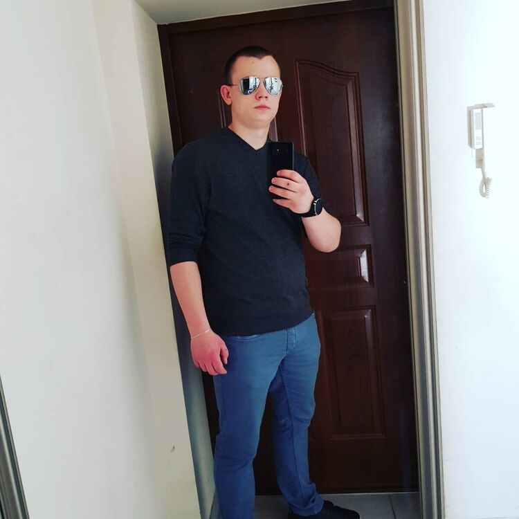  20908204  Bogdan, 27 ,    