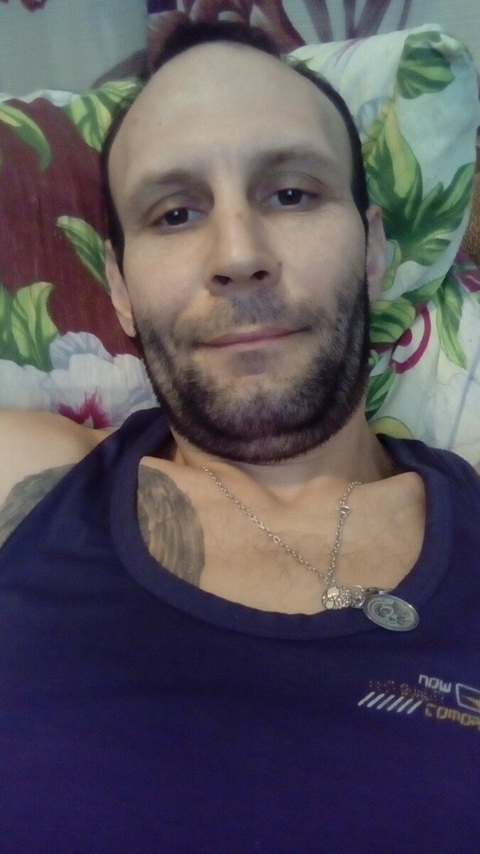  8917804  , 44 ,    