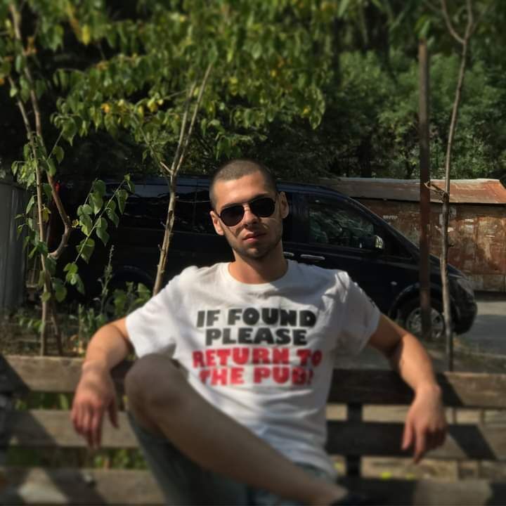  28187364  Luka, 26 ,    