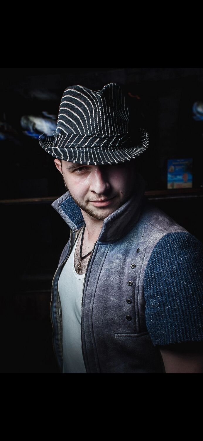  31765314  Alexey, 31 ,    