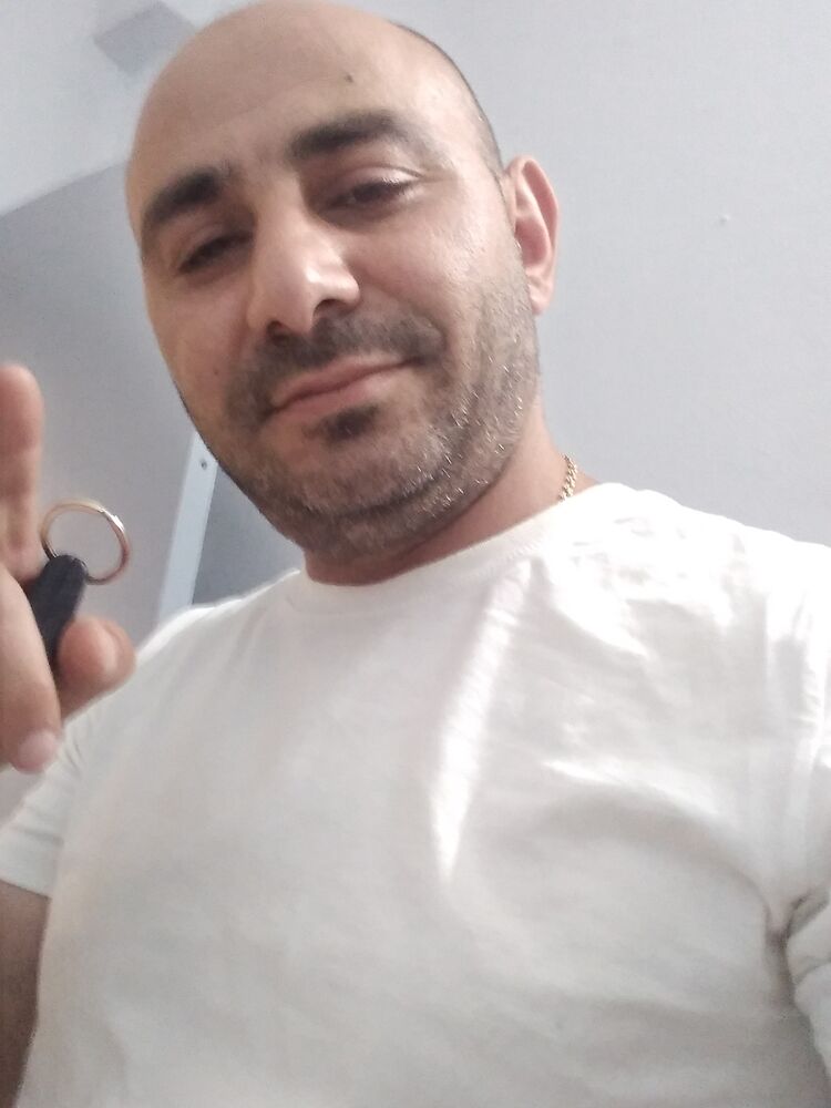  44039394   , 38 ,    