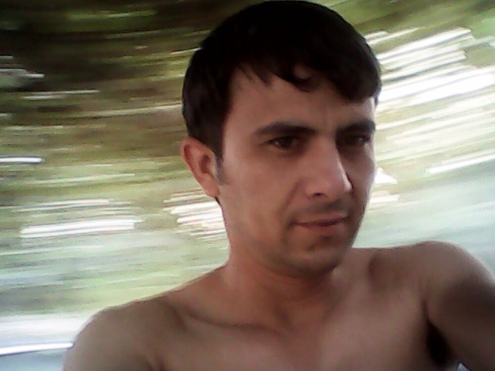  ,   Rustam, 40 ,   