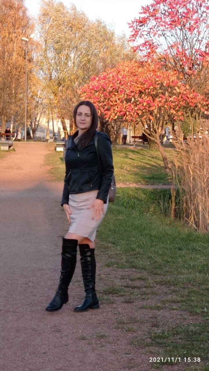  --,   Viktory, 43 ,   