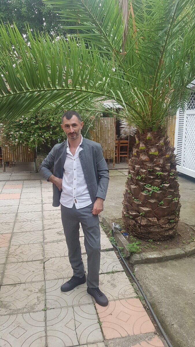  ,   Joni, 37 ,   ,   , c 