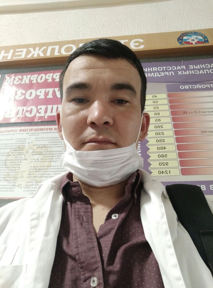  20995404  Ruslan, 35 ,    
