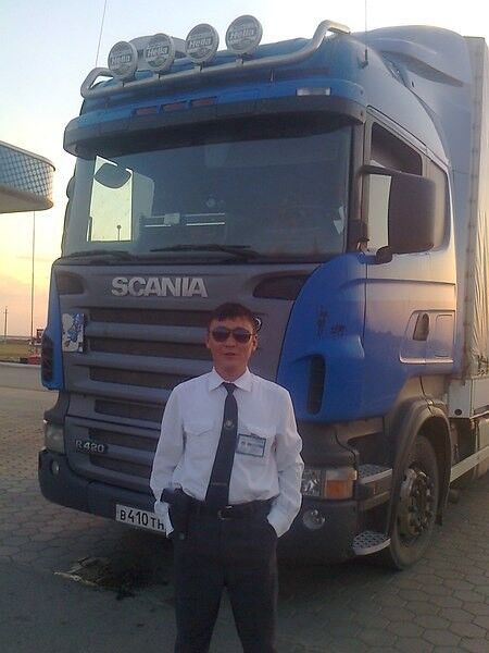  8611514  Zhanbulat, 42 ,    