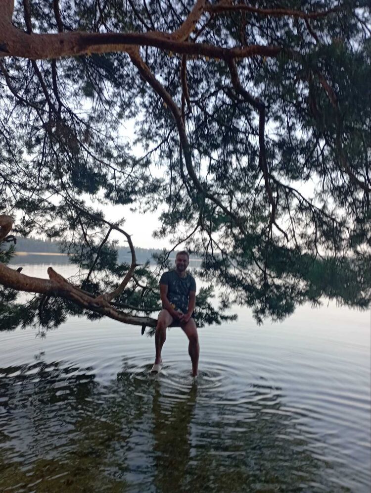  ,   Konstantin, 36 ,   ,   