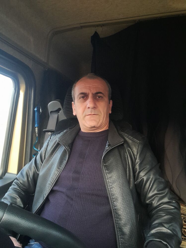  43533234  , 46 ,    