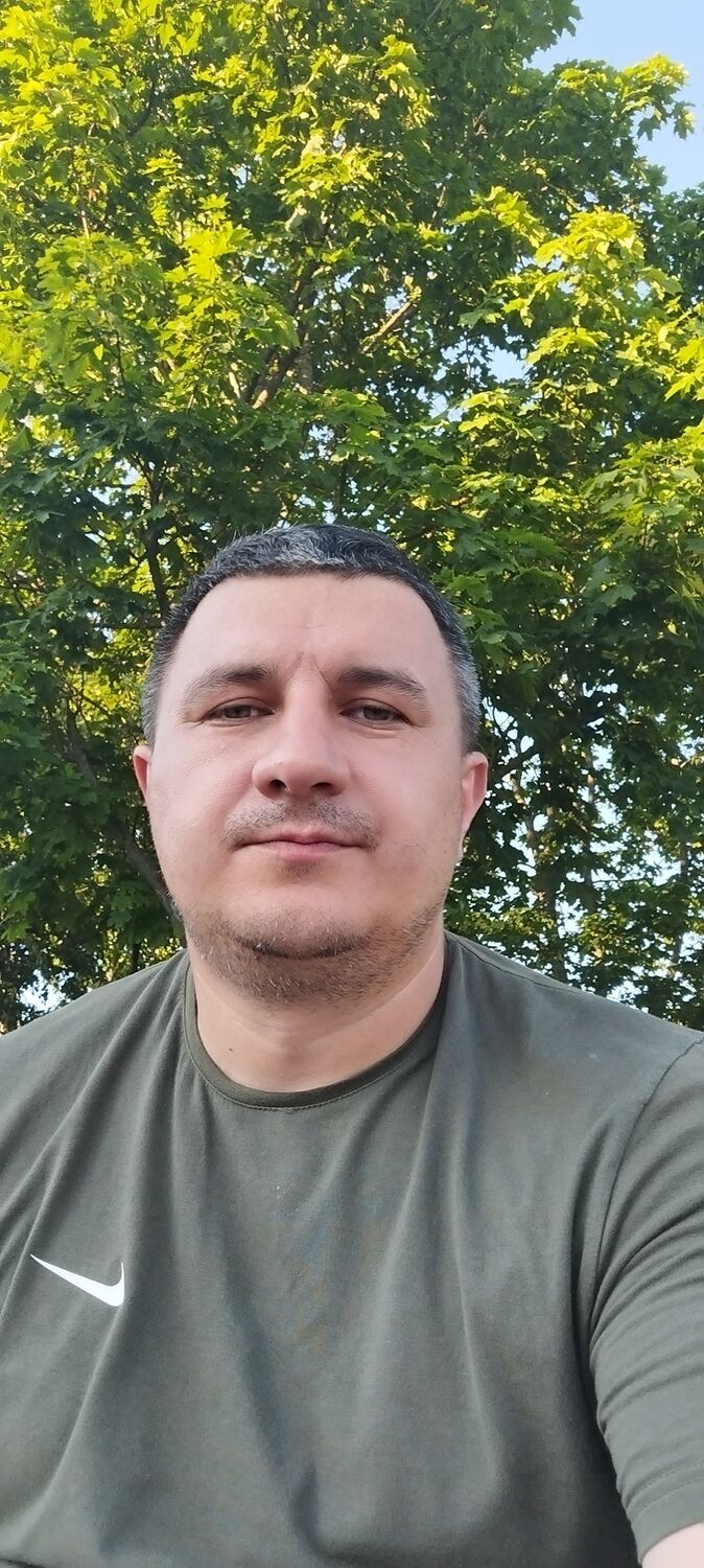  48579504  , 42 ,    