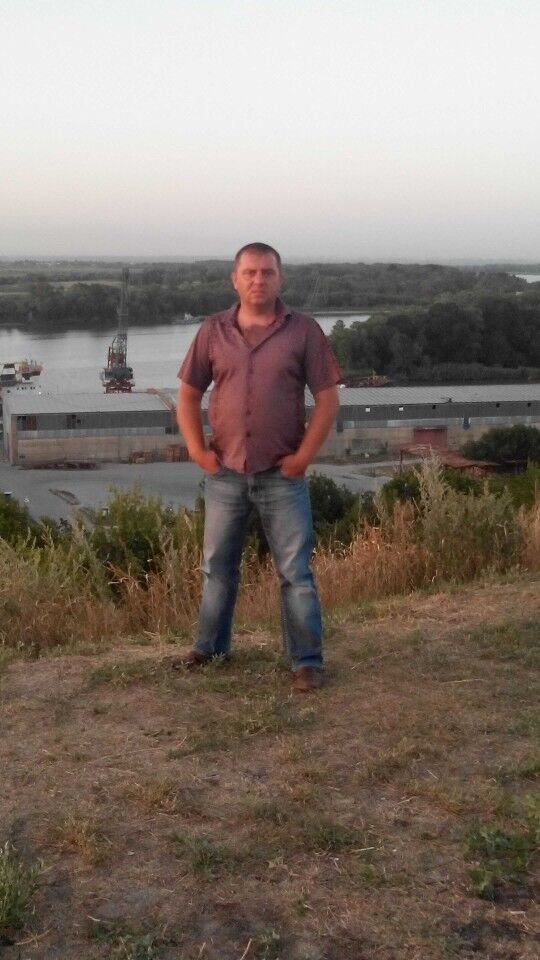  6495264  Denik, 42 ,    
