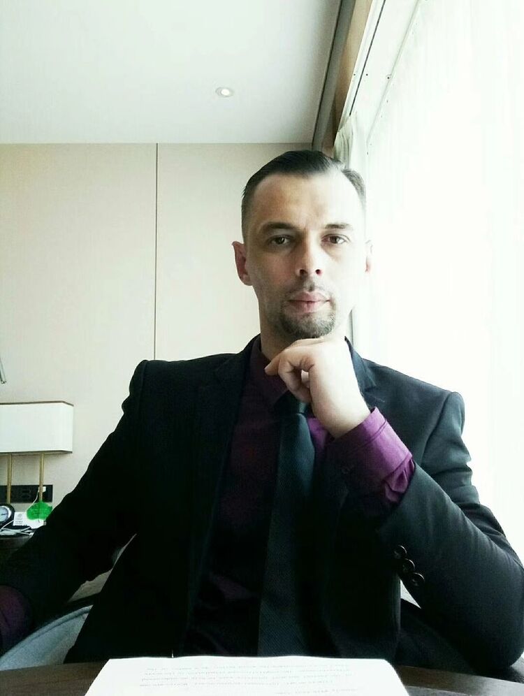 ,   Aleksandr, 44 ,   ,   , c 