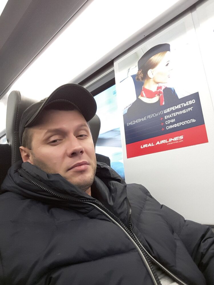 14181264  Vlad, 44 ,    