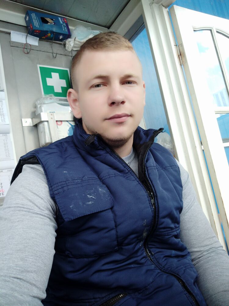  23034204  Dima, 27 ,    