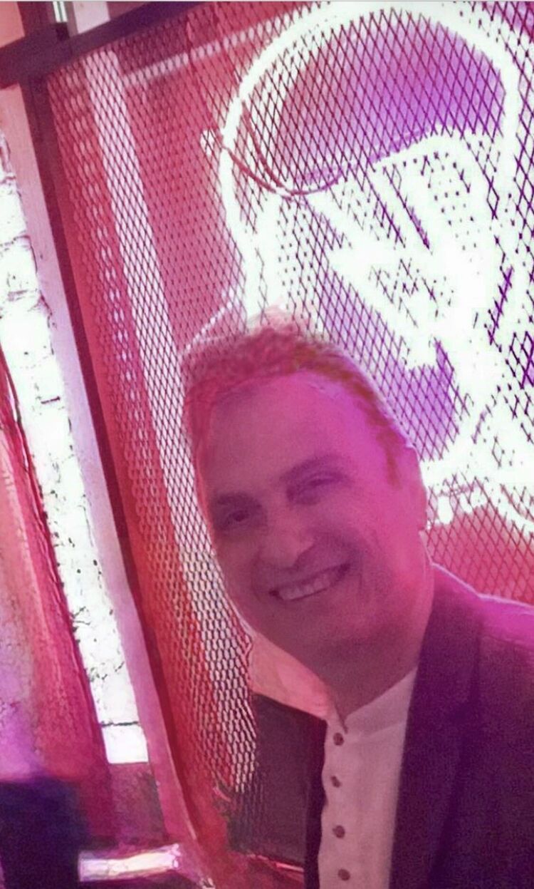  54430134  Akif, 55 ,    