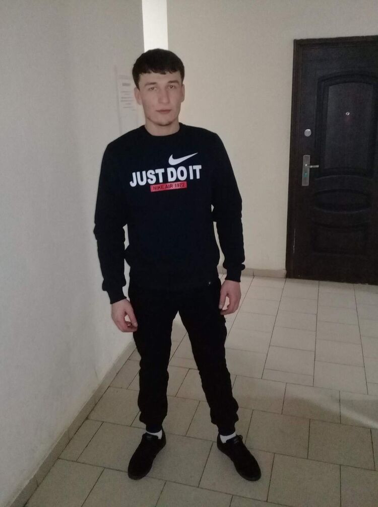  ,   Maks, 29 ,   ,   , c 
