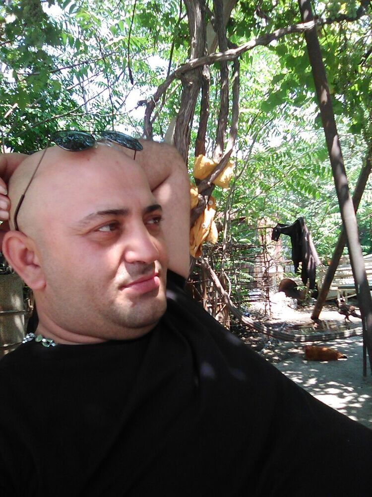  ,   Emin, 40 ,   ,   , c 