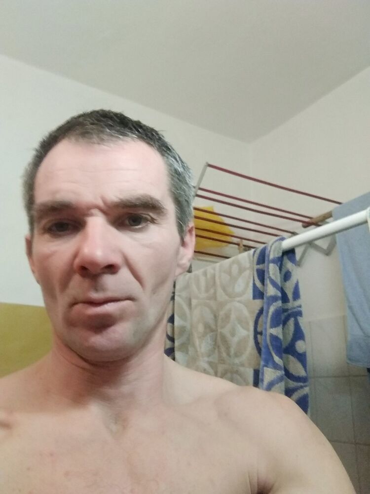  ,   Robert, 48 ,   