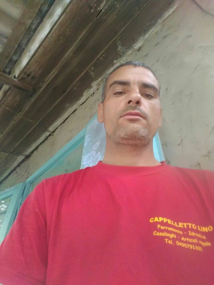  17981554  Nikolai, 41 ,    