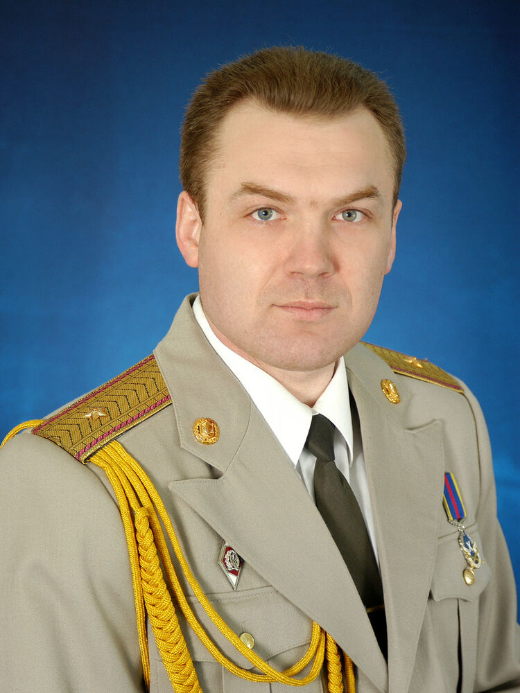  ,   Vlad, 51 ,   