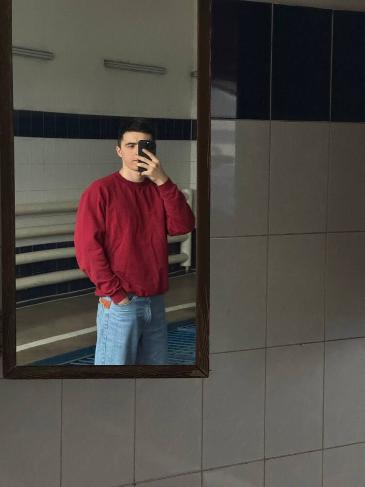 ,   Alexandr, 22 ,   c 