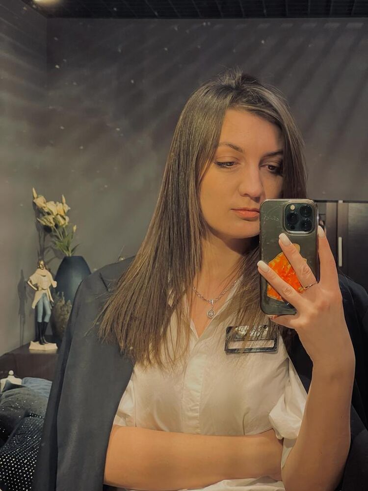  52661554  , 38 ,    
