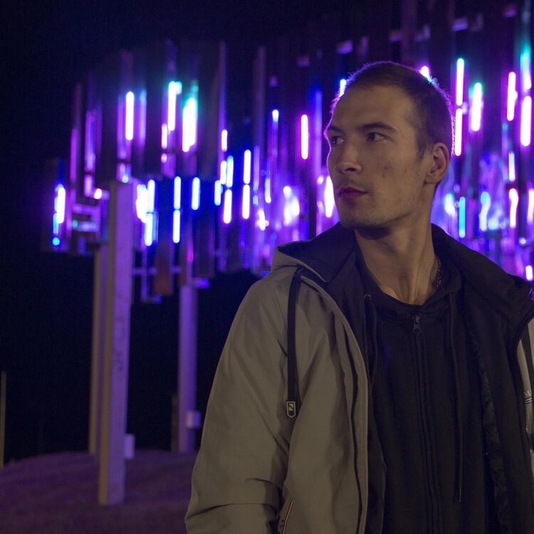 ���� 37048614 ����� ˸��, 25 ���, ���� ���������� � �������� ����