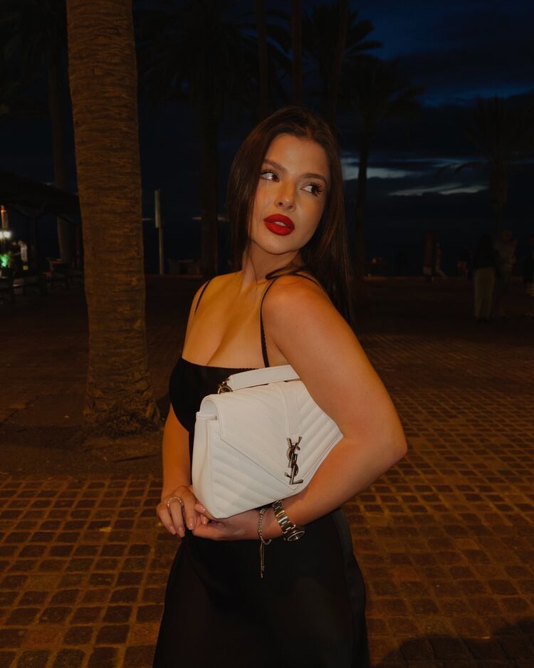 ���� 54935404 ������� �������, 28 ���, ���� ���������� � Bielany Wroclawskie