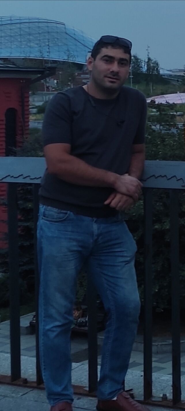  47096144  Andranik, 34 ,     
