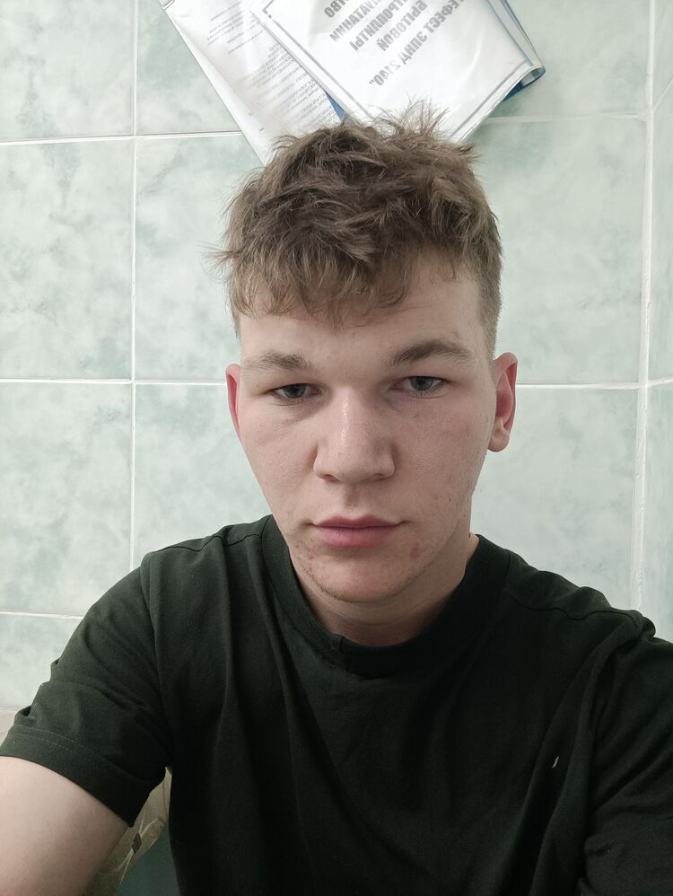  41880814  , 21 ,    