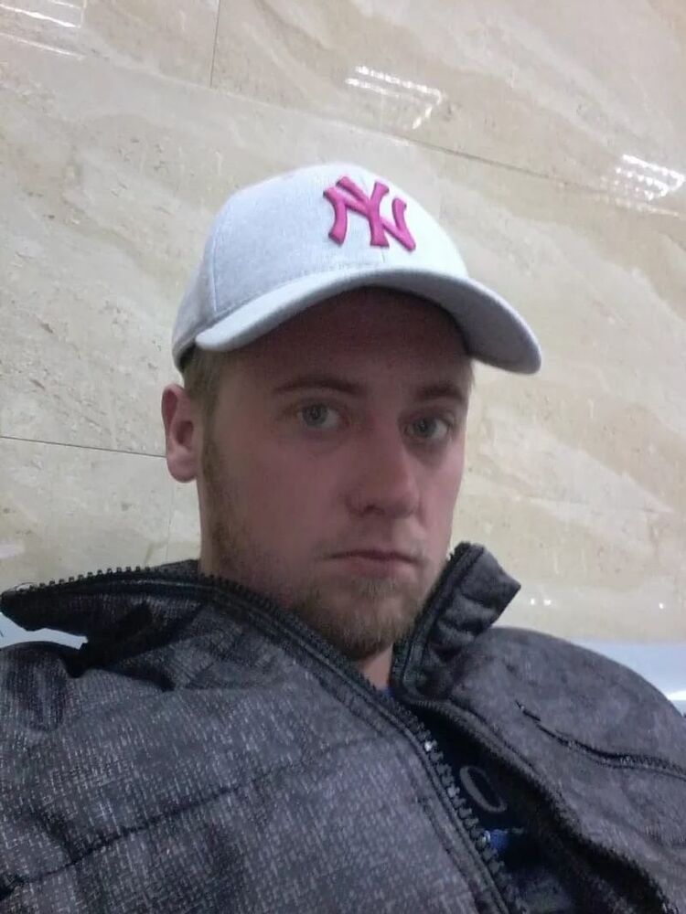  -,   Ivan, 40 ,   