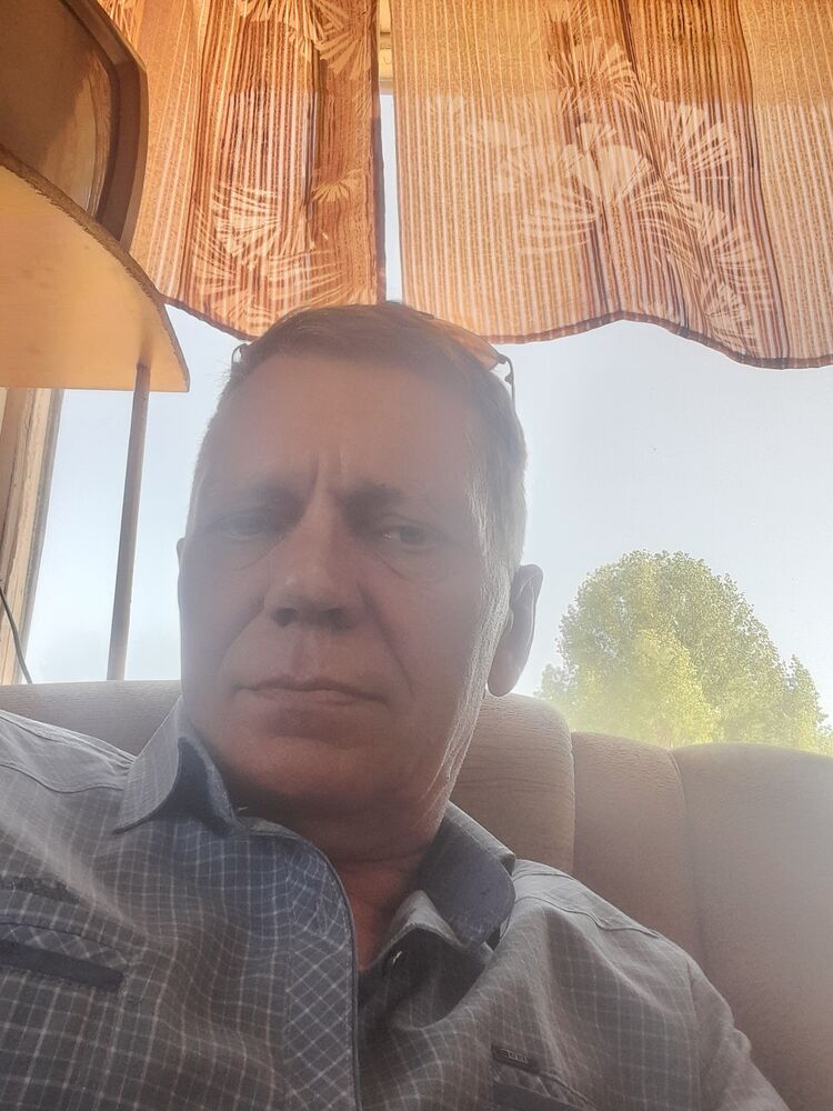  28070214  , 56 ,    