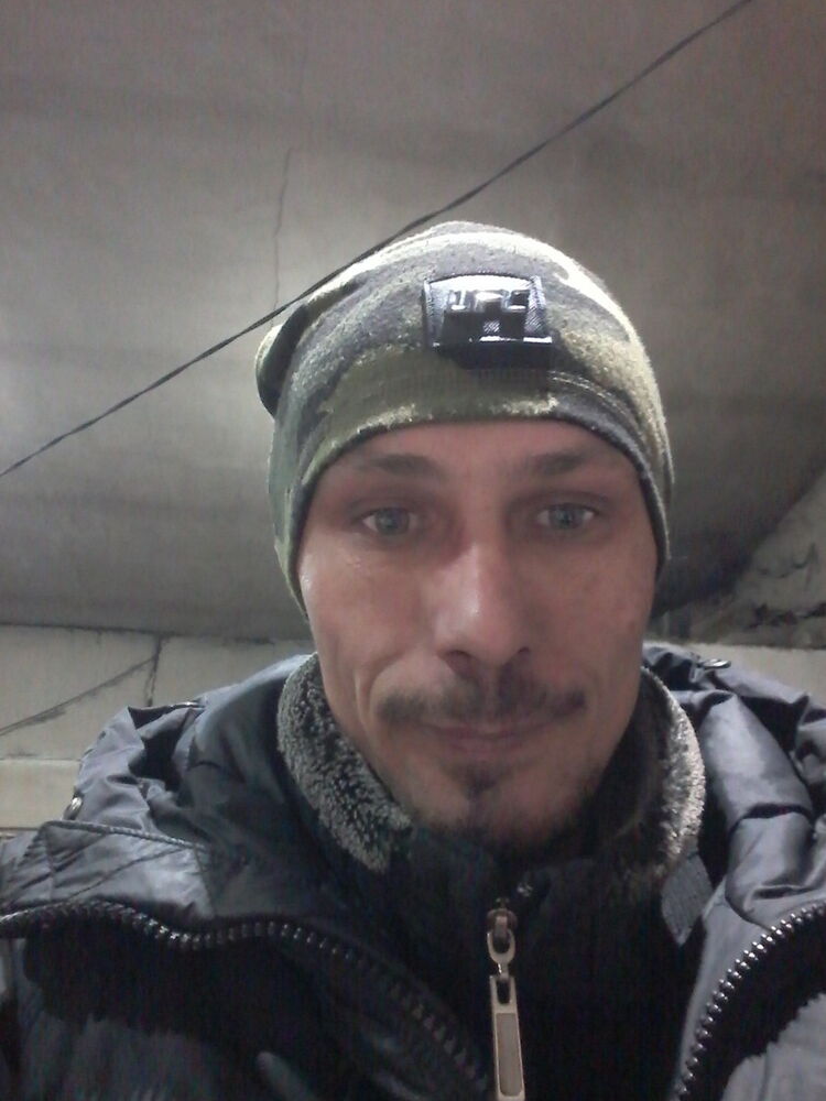  15088024  Aleks, 44 ,     