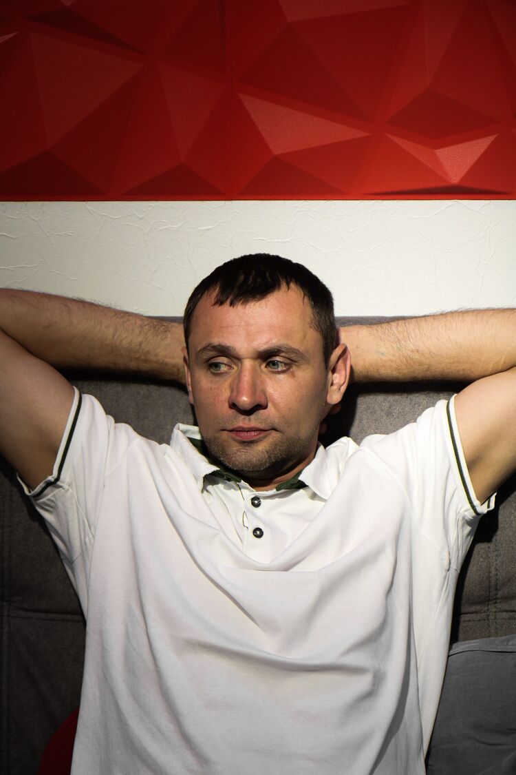  ,   Pavel, 40 ,     , c 