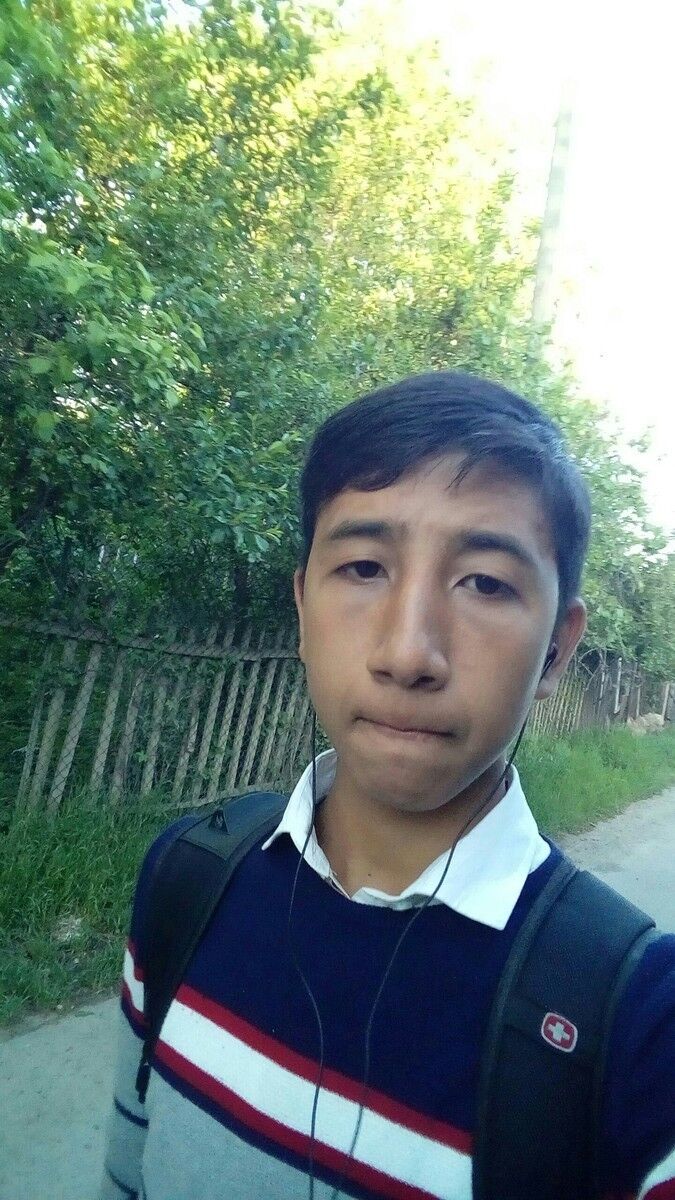  12440214  Aziz, 25 ,    