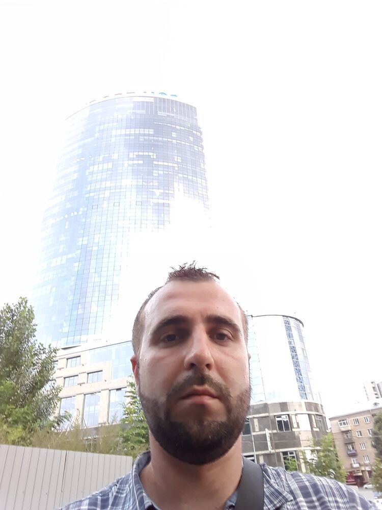  15116744  , 37 ,    