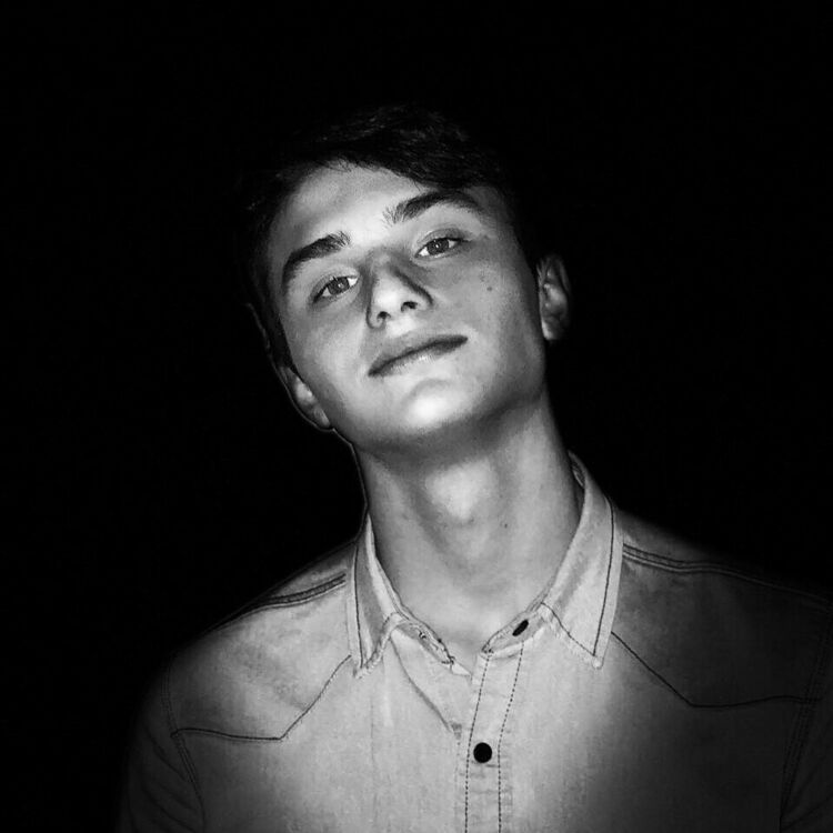 ���� 13487624 ������� Agop, 29 ���, ���� ���������� � ����������