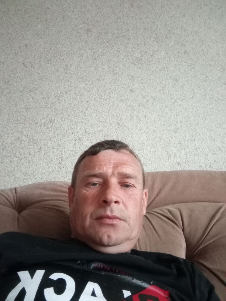  42601264  , 46 ,    