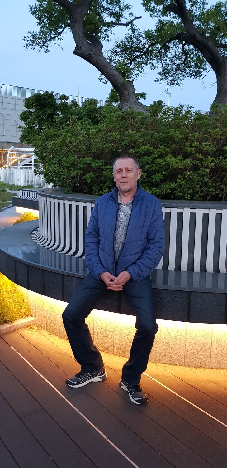  54094274  Dmitriy, 52 ,    