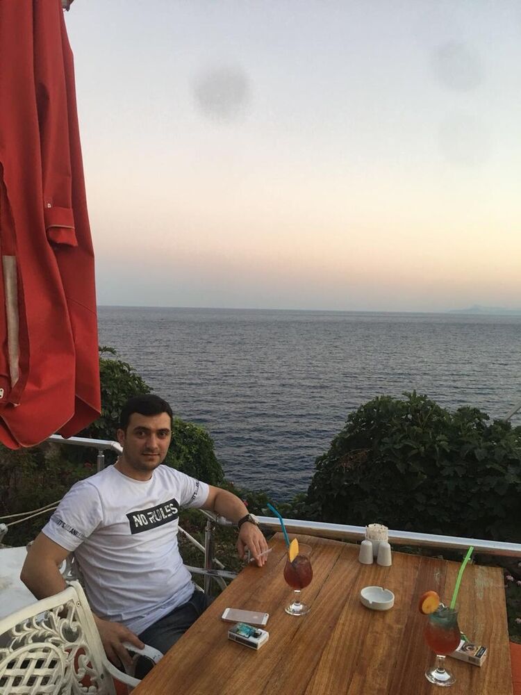  ,   Ali, 41 ,   ,   , c 