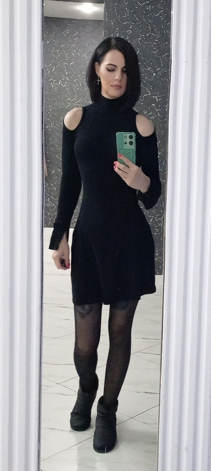  48942304  Natali, 44 ,    
