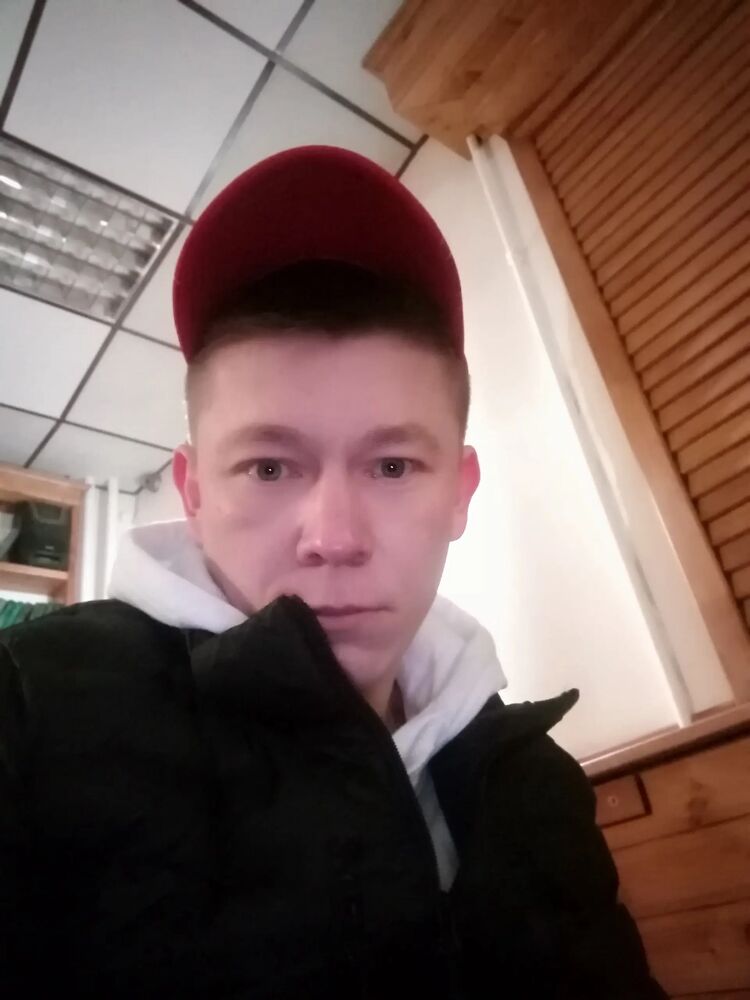  48025254  , 32 ,    