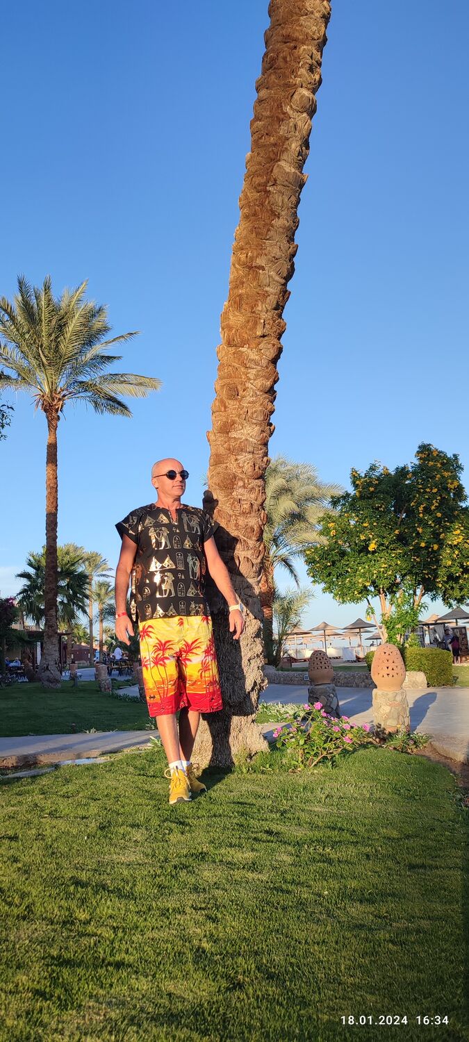 ���� 40827804 ������� Georg�, 47 ���, ���� ���������� � �������������