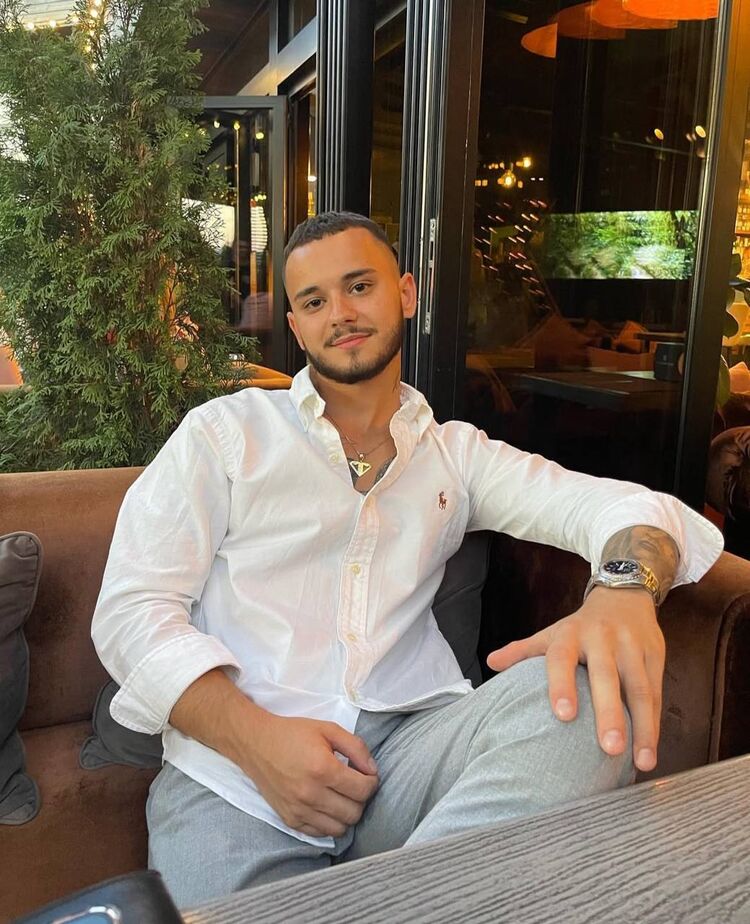  ,   , 24 ,   ,   