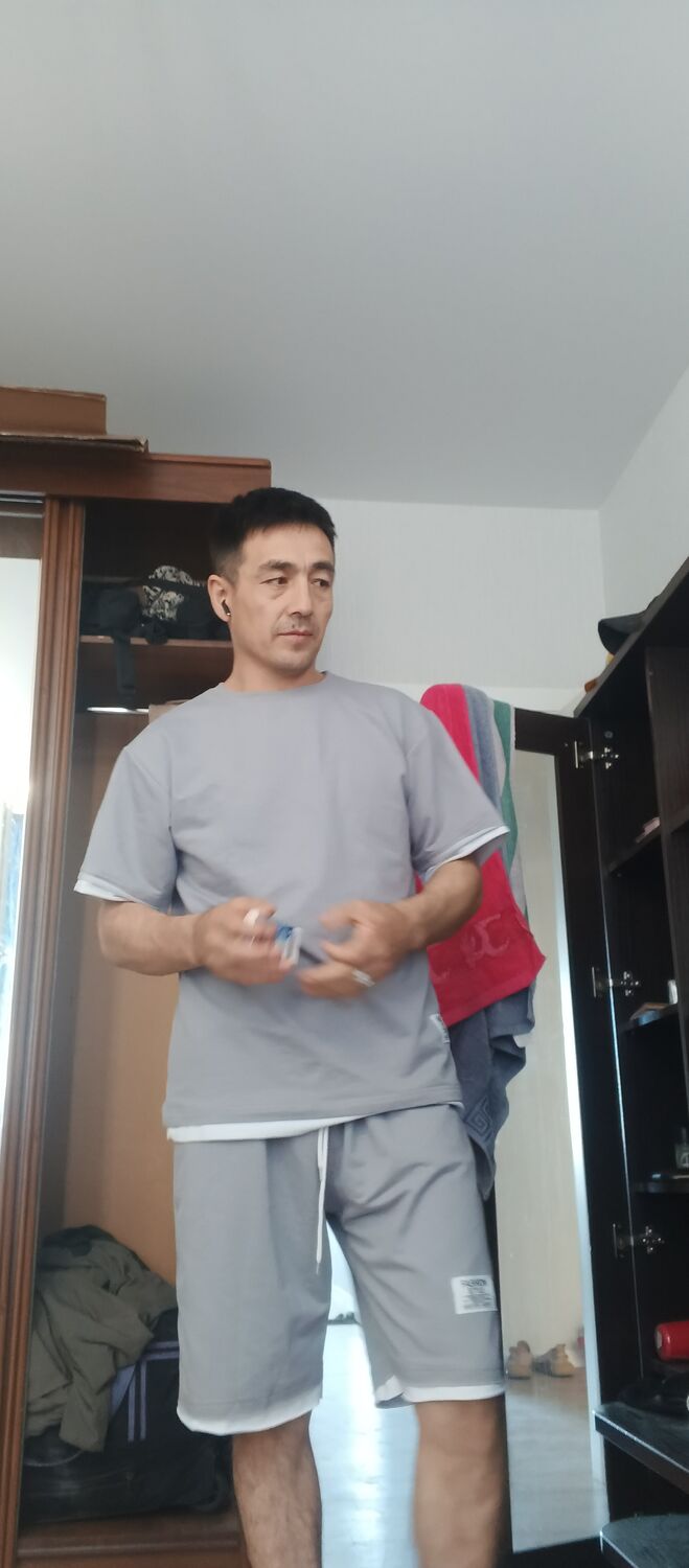  ,   Farrux, 41 ,   ,   