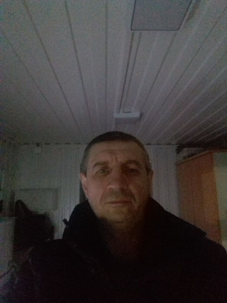  11619094  Andrey, 60 ,    